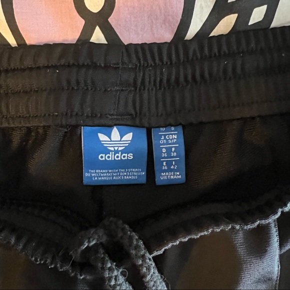 adidas pants! - Picture 9 of 11